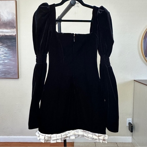 HOUSE OF CB 'Azaria' Black & Vintage Cream Mini Dress NWOT XS longer length - Picture 6 of 14